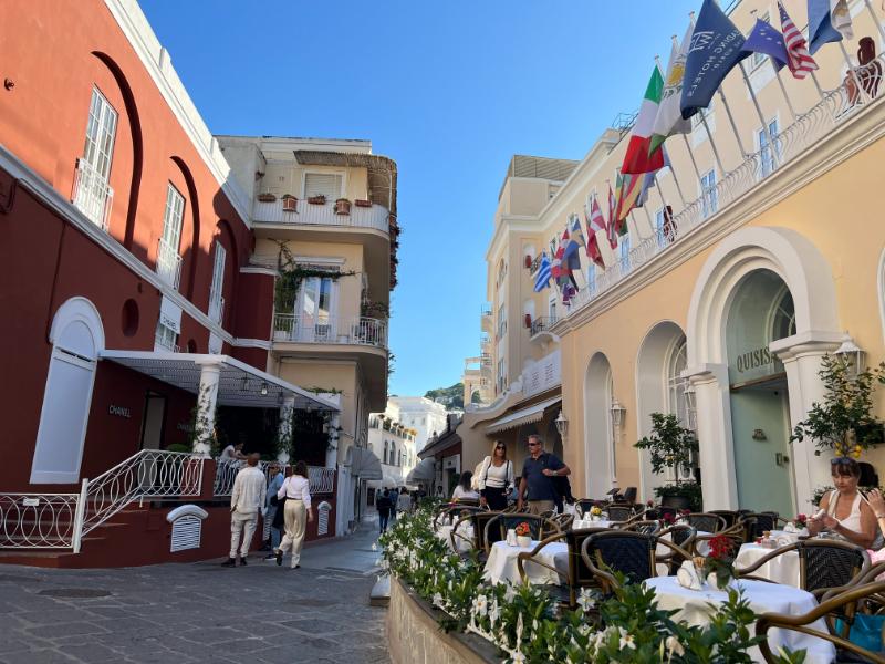 19885516 151B 498D ADA1 54940E4FFF7C